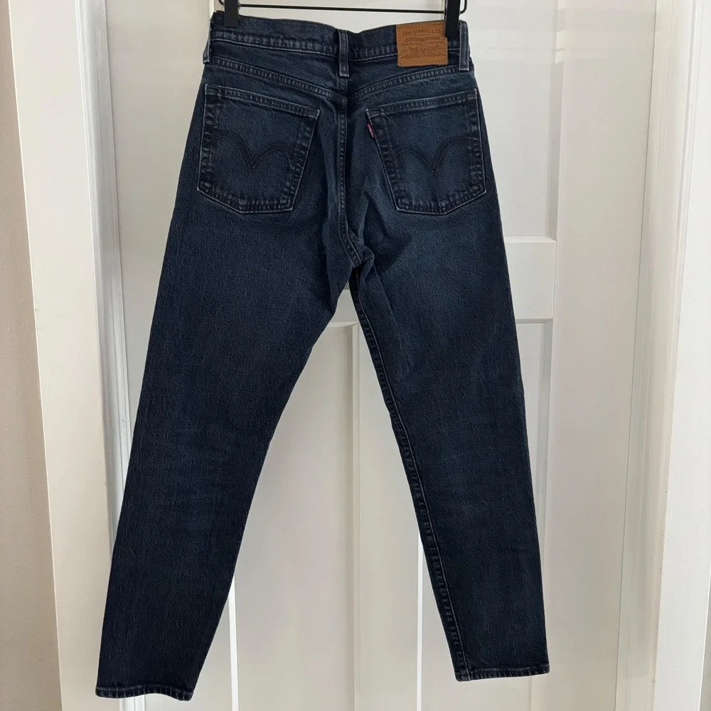 Levi's Premium Wedgie Women's Jeans Size 25 Dark Wash‎ Denim Casual EUC - Picture 4 of 9